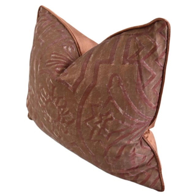 Stunning Designer Italian Mariano Fortuny Altare Feather/Down Pillow For Sale In Los Angeles - Image 6 of 8