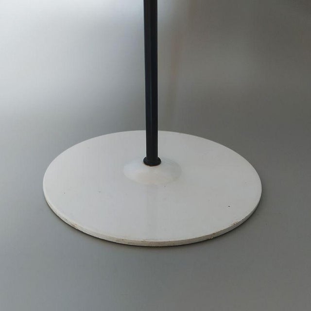 1970s Space Age White Table Lamp from Veneta Lumi, 1970s For Sale - Image 5 of 9