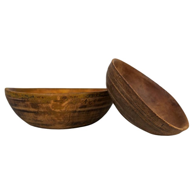 Swedish Folk Art Farmers Bowls, Set of 2 For Sale