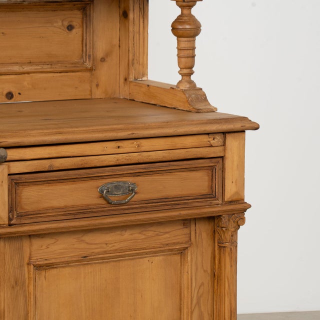 19th Century Hungarian Pine Breakfront Cupboard Display Cabinet For Sale - Image 12 of 18