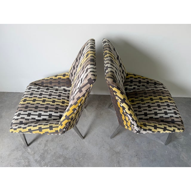 Thayer Coggin Geometric Fabric Upholstery Lounge Chairs With Chrome Legs – A Pair For Sale In Miami - Image 6 of 18