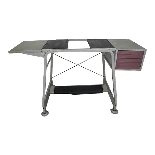 Italian Desk from Olivetti Synthesis, 1960s For Sale