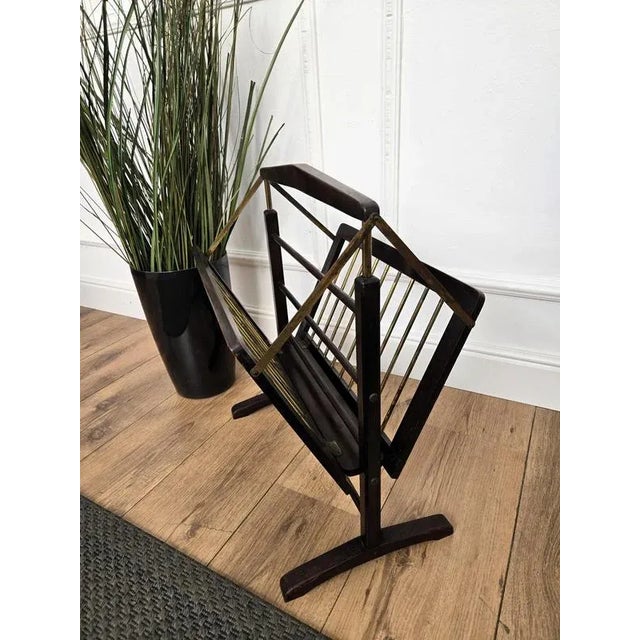 Brown Mid-Century Italian Brass and Wood Folding Folio Stand Magazine Rack, 1960s For Sale - Image 8 of 10