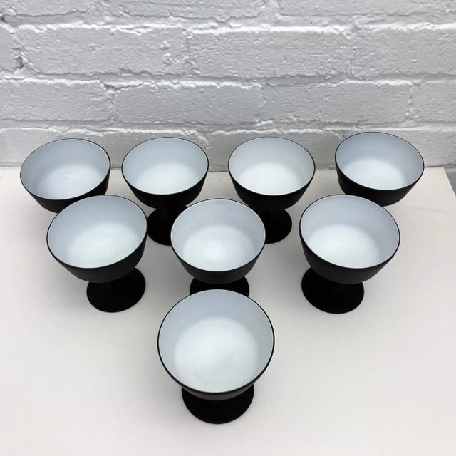 Mid-Century Modern Vintage Carlo Moretti Satin Cased Glass Ice Cream Bowl Eames Era, Set of 8 For Sale - Image 3 of 8