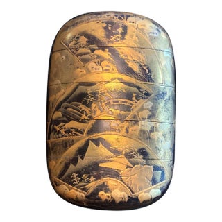 Fine Japanese Lacquered Inro by Yutokusai For Sale