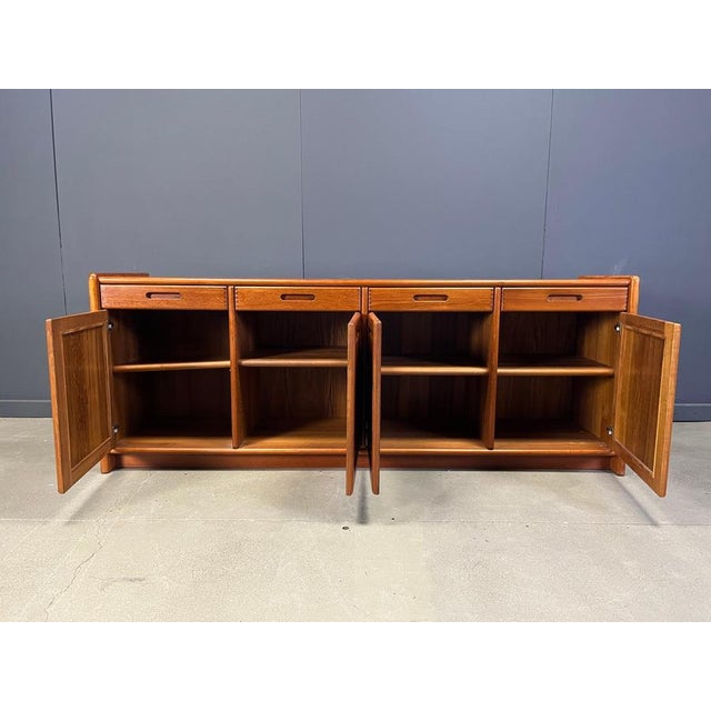 Mid-Century Scandinavian Credenza from Dyrlund, 1960s For Sale - Image 11 of 12