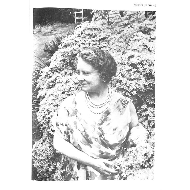 Paper "The Royal Shopping Guide" 1984 Grunfeld, Nina For Sale - Image 7 of 12