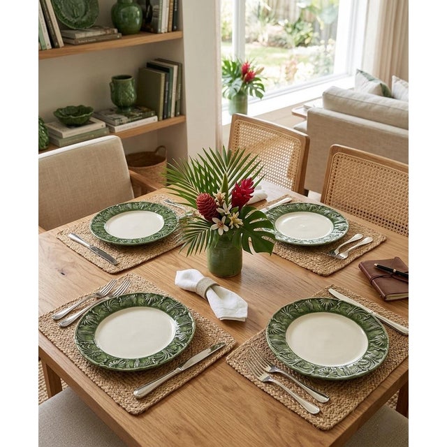 Les Ottomans Italian Hand-Painted "The Palms" Ceramic Dinner Plates - Set of 4 For Sale - Image 9 of 10