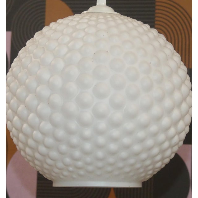 Decorative Highlight 1970s Globe Lamp, Iconic Space Age Classic Glass globe, white opal glass Decorative light for small...