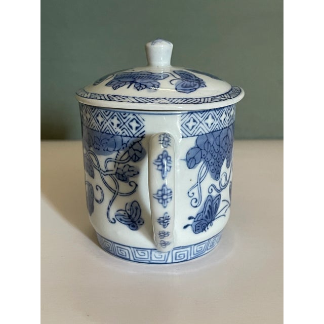 Cornflower Blue Early 20th Century Blue and White Butterfly Mug For Sale - Image 8 of 9