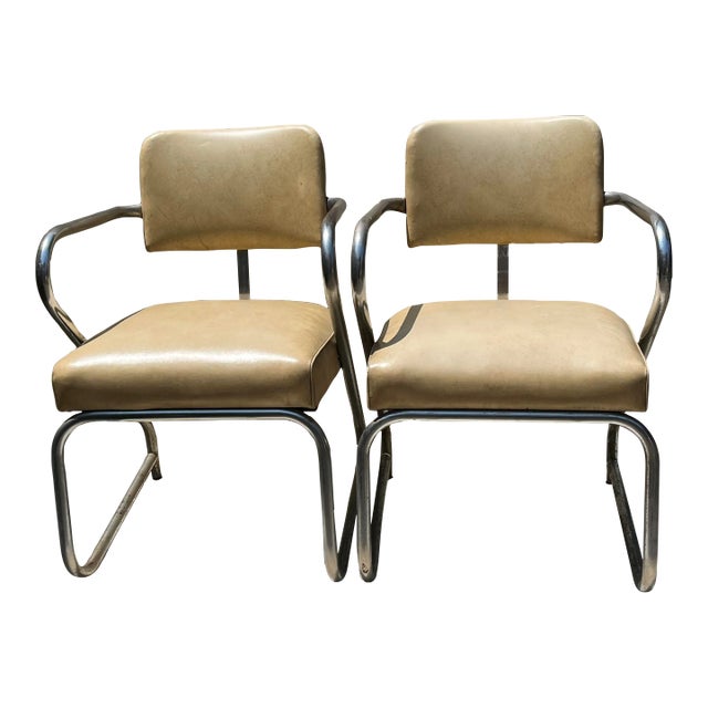 1930s Pair of Gilbert Rohde Streamline Armchairs For Sale