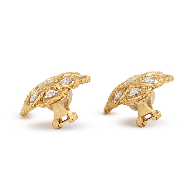 Buccellati Vintage Buccellati Etoilee 18k Yellow & White Gold Diamond Rope Clip on Earrings, A Pair For Sale - Image 4 of 8