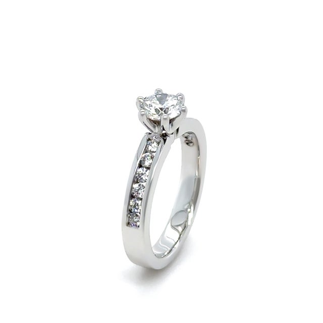 18ct White Gold Round Brilliant Cut Diamond Ring 0.95ct 5.75g, Size 6 For Sale - Image 9 of 10