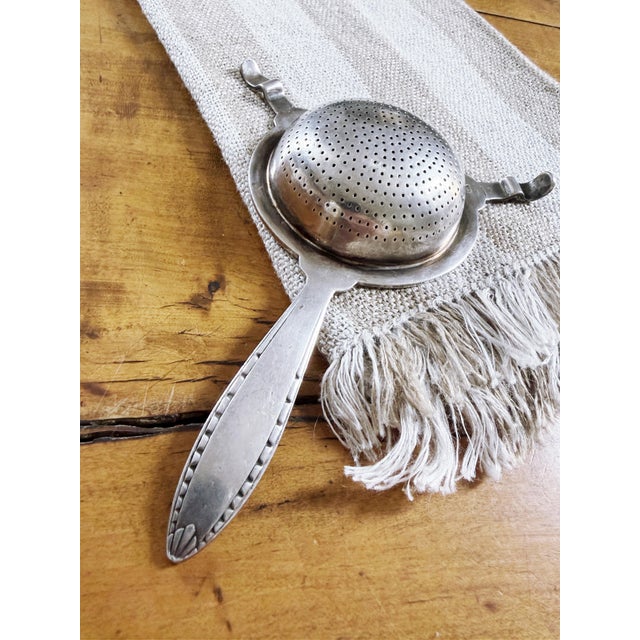 Art Nouveau 1920s Christofle Silver Tea Infuser From Hotel George v Paris For Sale - Image 3 of 6