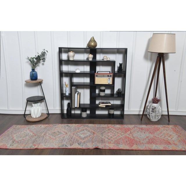 Pink 1970s Turkish Oushak Handmade Wool Cotton Pink Runner Rug For Sale - Image 8 of 9