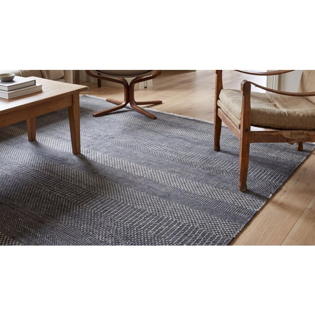 8x10 Gray Hand-Knotted Wool Viscose Striated Texture Solid Open Field Carpet Rug For Sale - Image 12 of 13