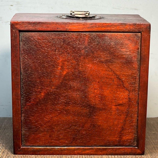 Chinoiserie Vintage Rosewood Jewelry Box With Mother of Pearl & Jade Inlay | Chinoiserie Trinket Box For Sale - Image 3 of 9