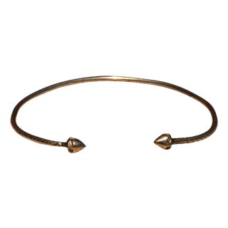 The Belmar: Vintage Minimalist Bangle Bracelet in Yellow Gold For Sale