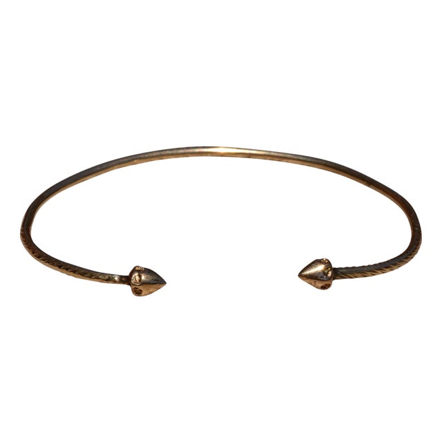 The Belmar: Vintage Minimalist Bangle Bracelet in Yellow Gold For Sale