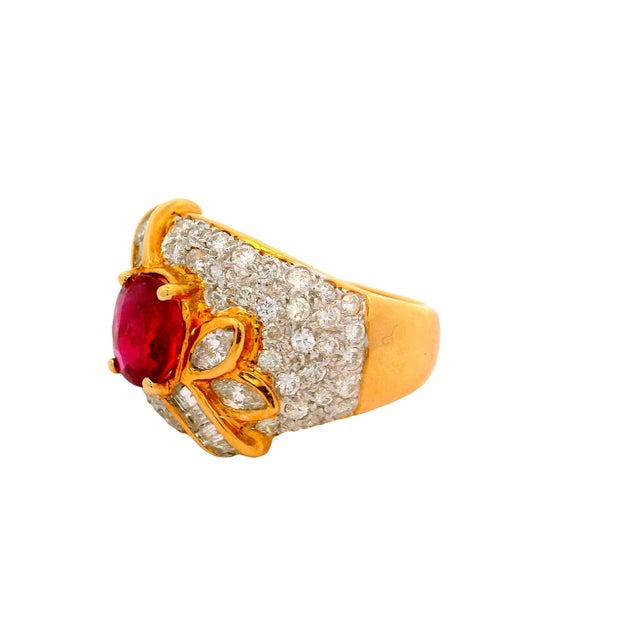 Early 21st Century 1.39 Carat Ruby Diamond Pave 18k Yellow Gold Ring, Size 5.75 For Sale - Image 5 of 9