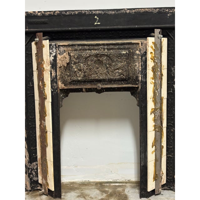 Vintage English Fire Surrounding Mantel Firebox Insert For Sale - Image 4 of 7