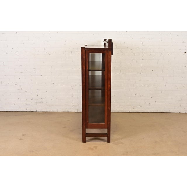 Limbert Style Antique Mission Oak Arts and Crafts Bookcase Cabinet, Circa 1910 For Sale - Image 13 of 15