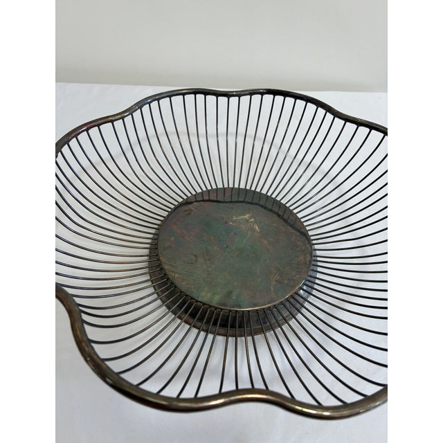 Vintage Scalloped Silverplate Wire Basket For Sale In Oklahoma City - Image 6 of 9