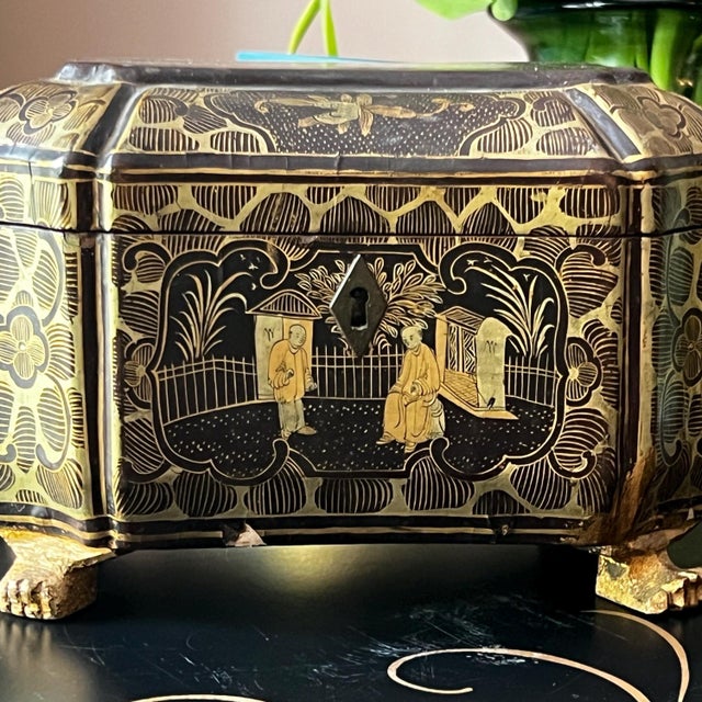 Antique chinoiserie-painted wood tea caddy with tins inside // chippy finish // lacquer // gold and black // scenic box with paw feet For Sale - Image 11 of 18