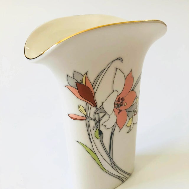 Ceramic Lily Vase by Yama Japan For Sale - Image 7 of 9