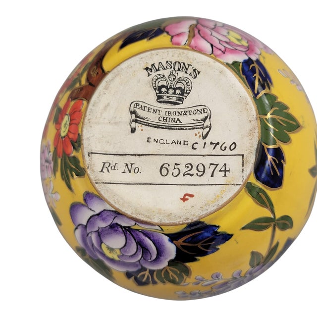 Pink Patent Ironstone Posy Vases with Birds from Mason's, 1915, Set of 2 For Sale - Image 8 of 12