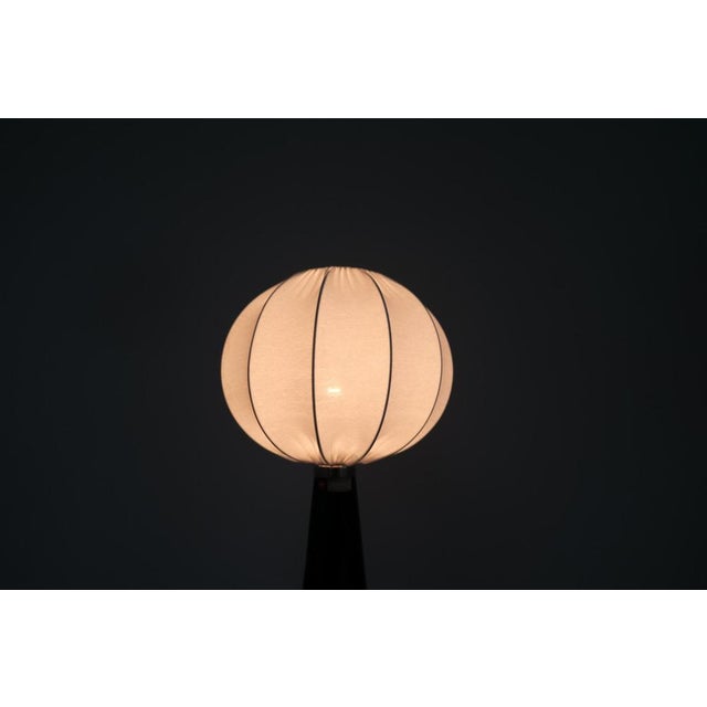 Sculptural Table Lamp by Carl Fagerlund for Orrefors, Sweden, 1960s For Sale - Image 12 of 16