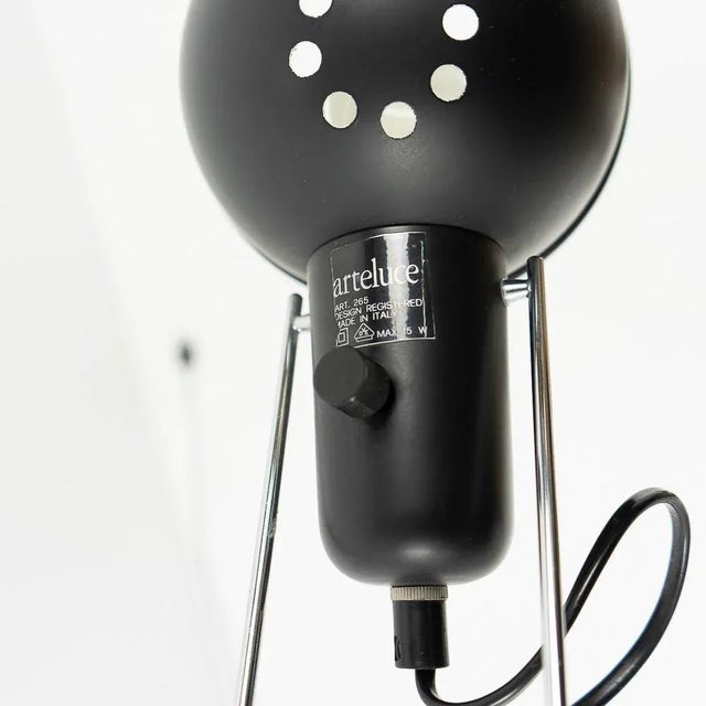 Model 265 Wall Lamp by Paolo Rizzatto for Arteluce, 1970s For Sale - Image 4 of 13