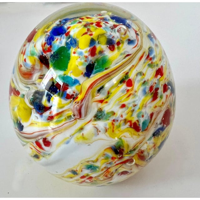 Mid-Century Modern Art Glass Paperweight of Clear Glass and a Confetti Concentrated Center For Sale - Image 3 of 7