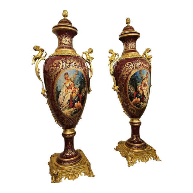 Elegant Burgundy Porcelain Vases Set of 2– Classic French Style Décor For Sale