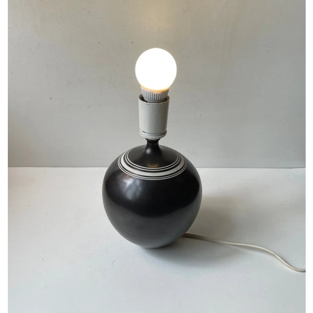 1970s Swedish Modern Black Ceramic Table Lamp with White Stripes For Sale - Image 5 of 9