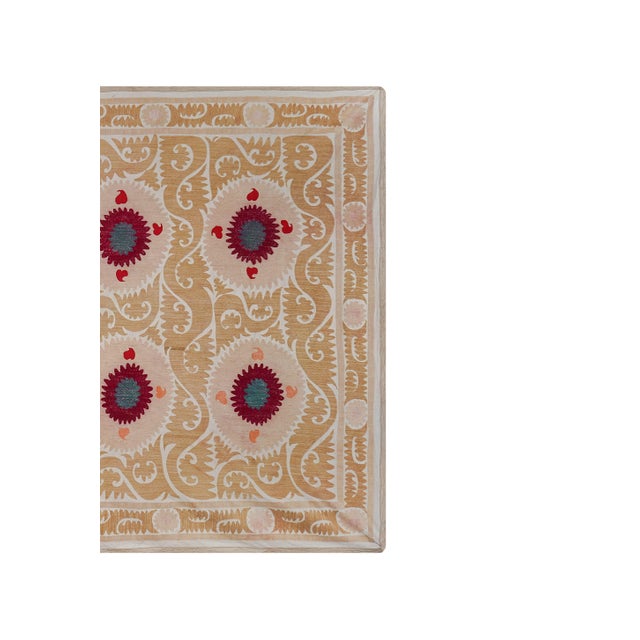 Beige Uzbek Suzani Rug – Red Teal Floral Embroidery – Boho Handmade Textile 7'5'' X 10'3'' For Sale - Image 4 of 15
