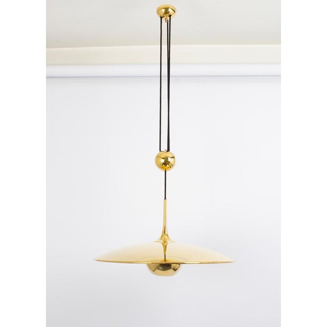 Adjustable Counterweight Brass Pendant Lamp by Florian Schulz, 1970s For Sale - Image 4 of 7