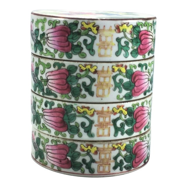 19th Century Chinese Famille Rose Porcelain 'Double-Happiness‘ Sweetmeat Stacking Box For Sale