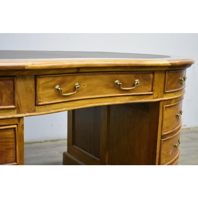 Victorian Legacy Mahogany Wood Leather Top Kidney Desk - Light Brown Walnut For Sale - Image 3 of 10