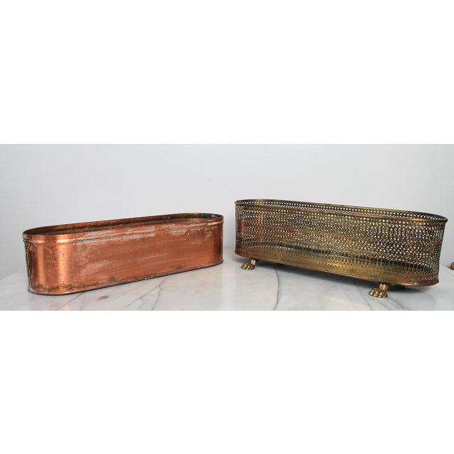 Vintage Oval Elongated Footed Brass and Copper Reticulated Planter W/ Paw Feet For Sale In Milwaukee - Image 6 of 14