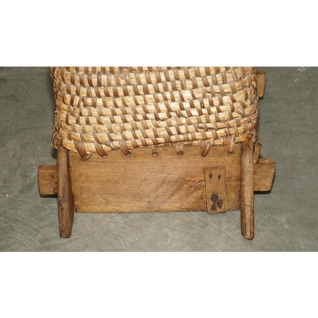 Antique English Folk Art Woven Bee Skep in Primative Woven & Wooden Stand, 1880 For Sale - Image 11 of 12
