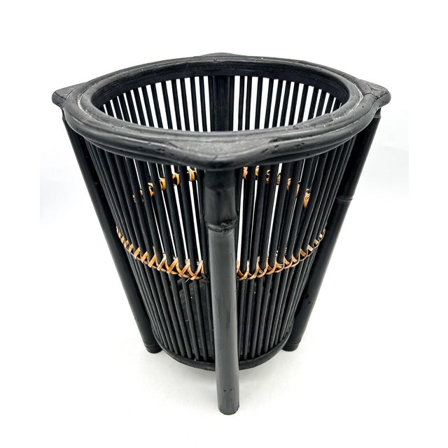 Black Vintage Black Bamboo & Rattan Wastebasket – British Colonial / Chinoiserie For Sale - Image 8 of 12