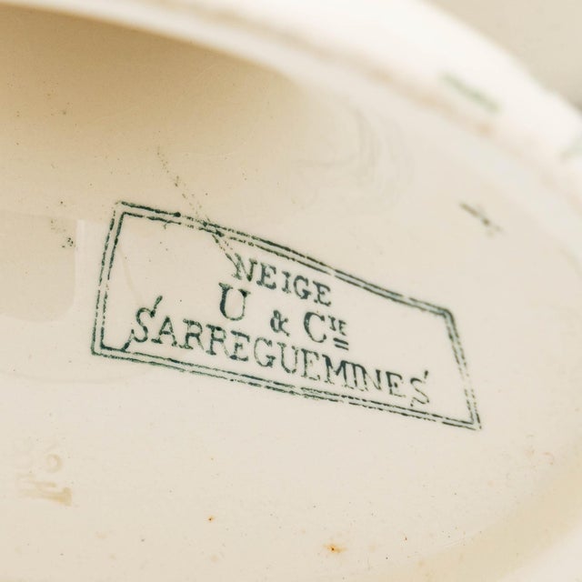 Ceramic Antique Neige Cake Stand and Plates from Sarreguemines, 1900s, Set of 5 For Sale - Image 7 of 12