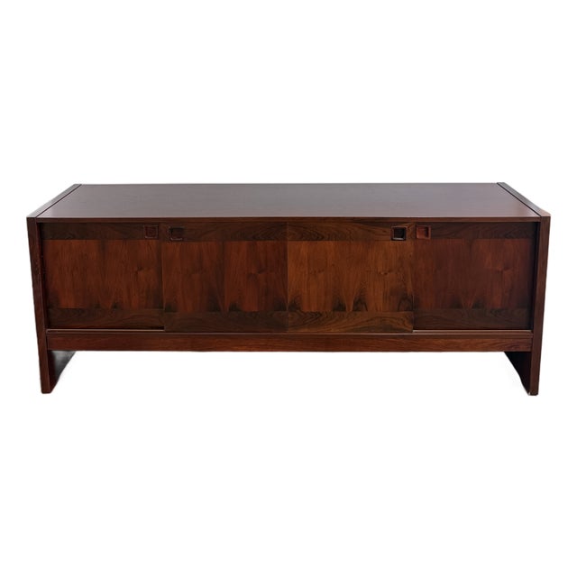 1960s Danish Modern Rosewood Credenza With Sliding Doors & Felt-Lined Trays Attributed to Dyrlund For Sale
