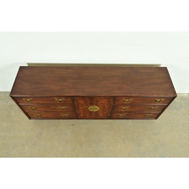 Henredon Mid-Century Hollywood Regency Chinoiserie Mahogany Dresser or Credenza, Circa 1970s For Sale - Image 10 of 13
