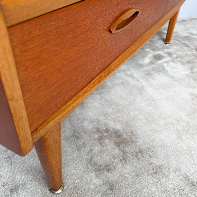 Mid-Century Teak Glazed Display Cabinet from Jentique, 1960s For Sale - Image 6 of 12