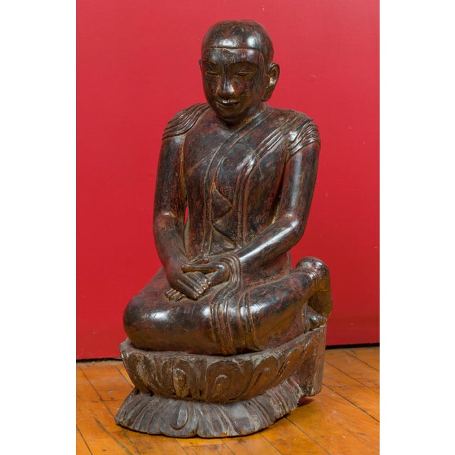 18th Century Thai Hand Carved Lacquered Wood Sculpture of a Seated Monk For Sale In New York - Image 6 of 13