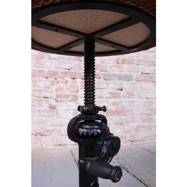 Black Mid-Century Swivel Stool in Cast Iron and Leather, Italy, 1970s For Sale - Image 8 of 10