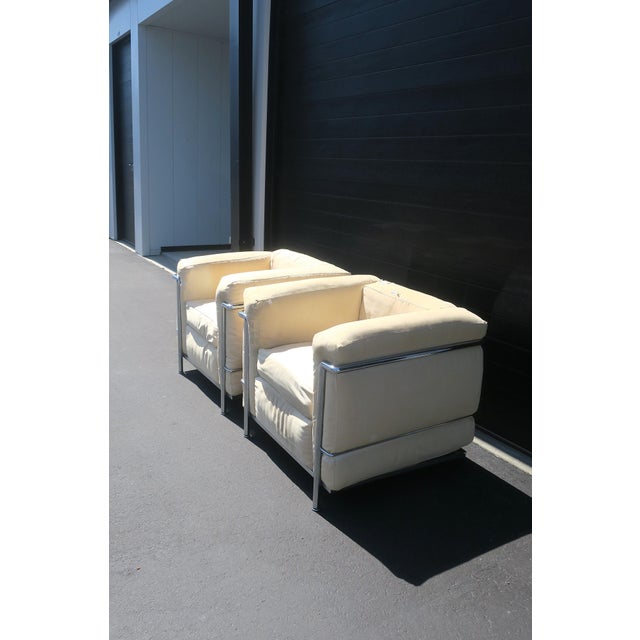 Lc2 Style Modernist Chrome Armchairs Pair, Circa Late 20th Century For Sale In New York - Image 6 of 16