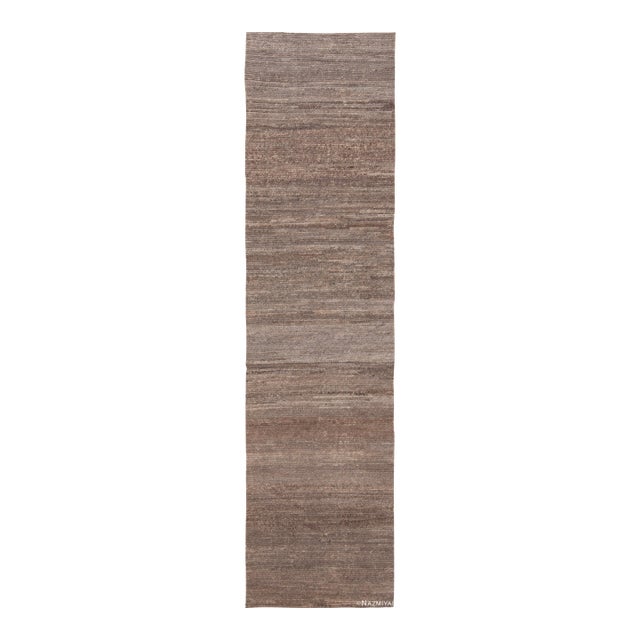 Nazmiyal Collection Modern Hallway Runner Rug For Sale